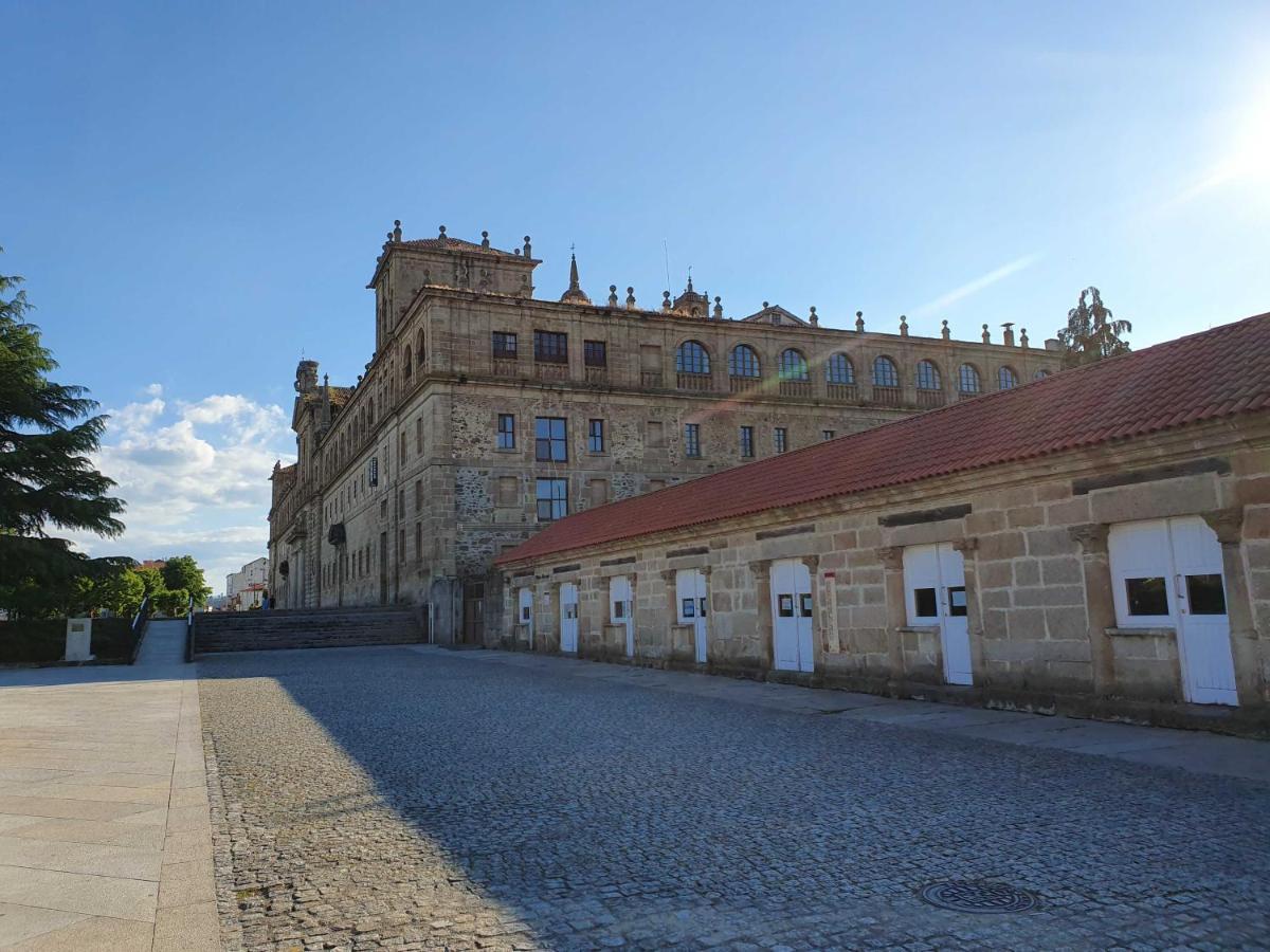 Acogedor Apartamento En El Centro De Monforte مونفورتي دي ليموس المظهر الخارجي الصورة